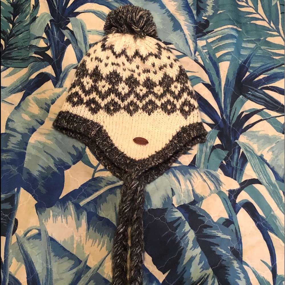 ROXY KNIT GRAY/WHITE KNIT BEANIE
